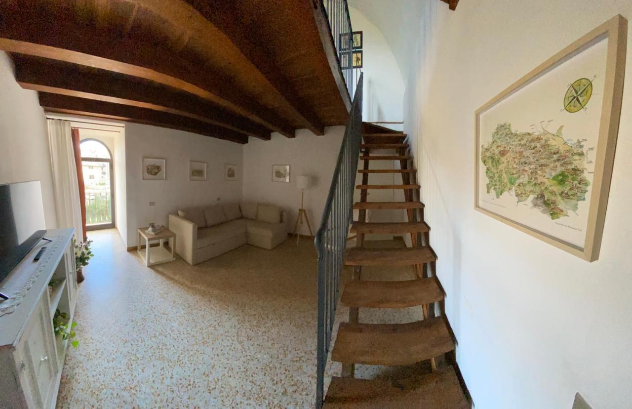 Апартаменты La Casa Dei Ricordi Сан-Джиминьяно Экстерьер фото