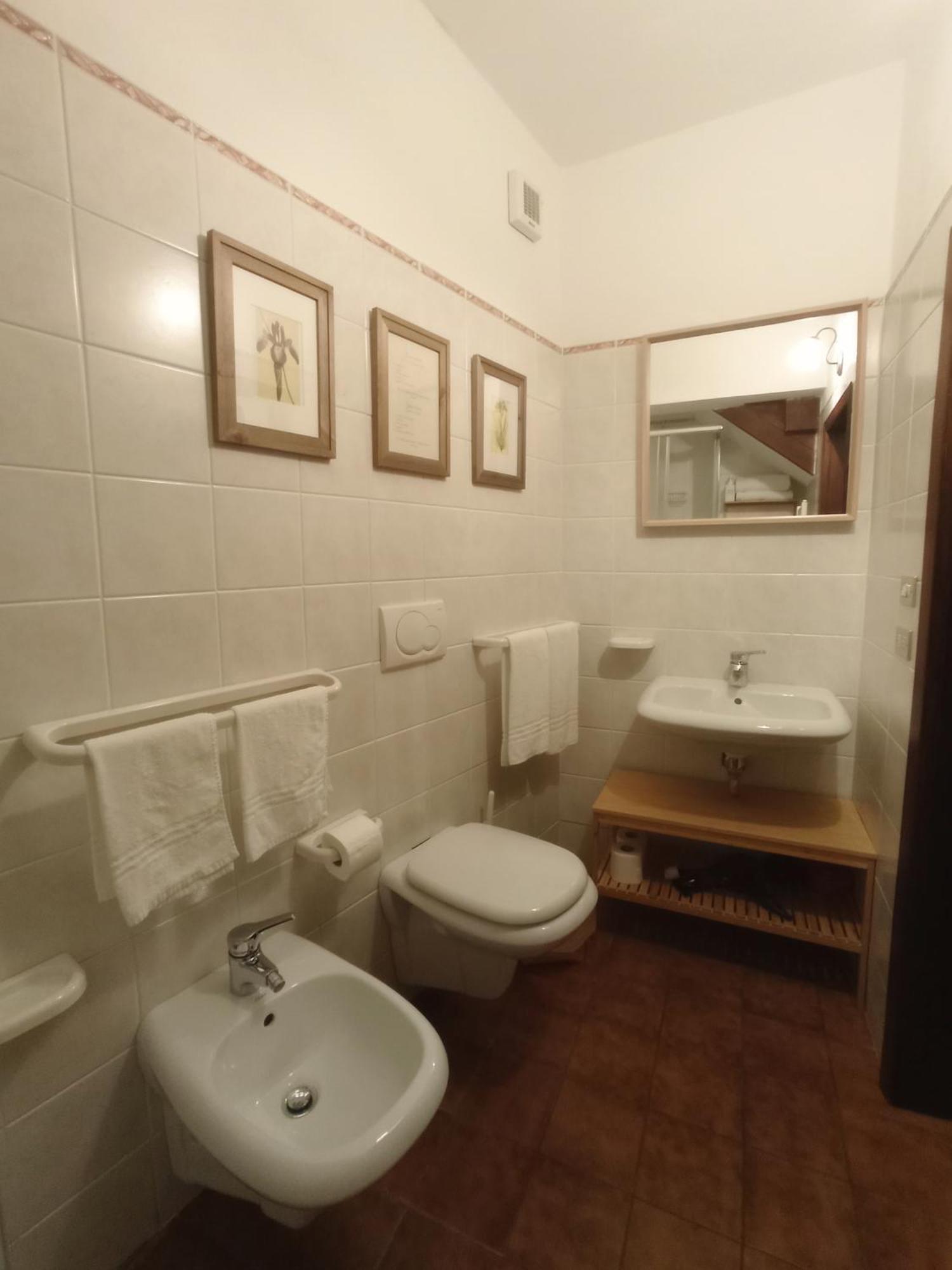 Апартаменты La Casa Dei Ricordi Сан-Джиминьяно Экстерьер фото